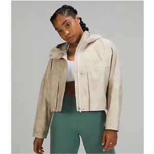 Lululemon Rain Chaser Crop Rain Jacket in Mystified White Opal Multi 4